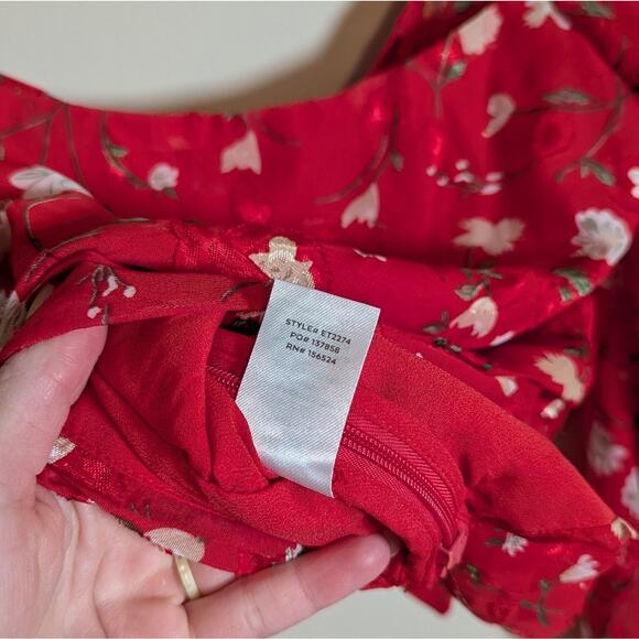 Lulu's red floral tie front long sleeve top - Picture 5 of 14